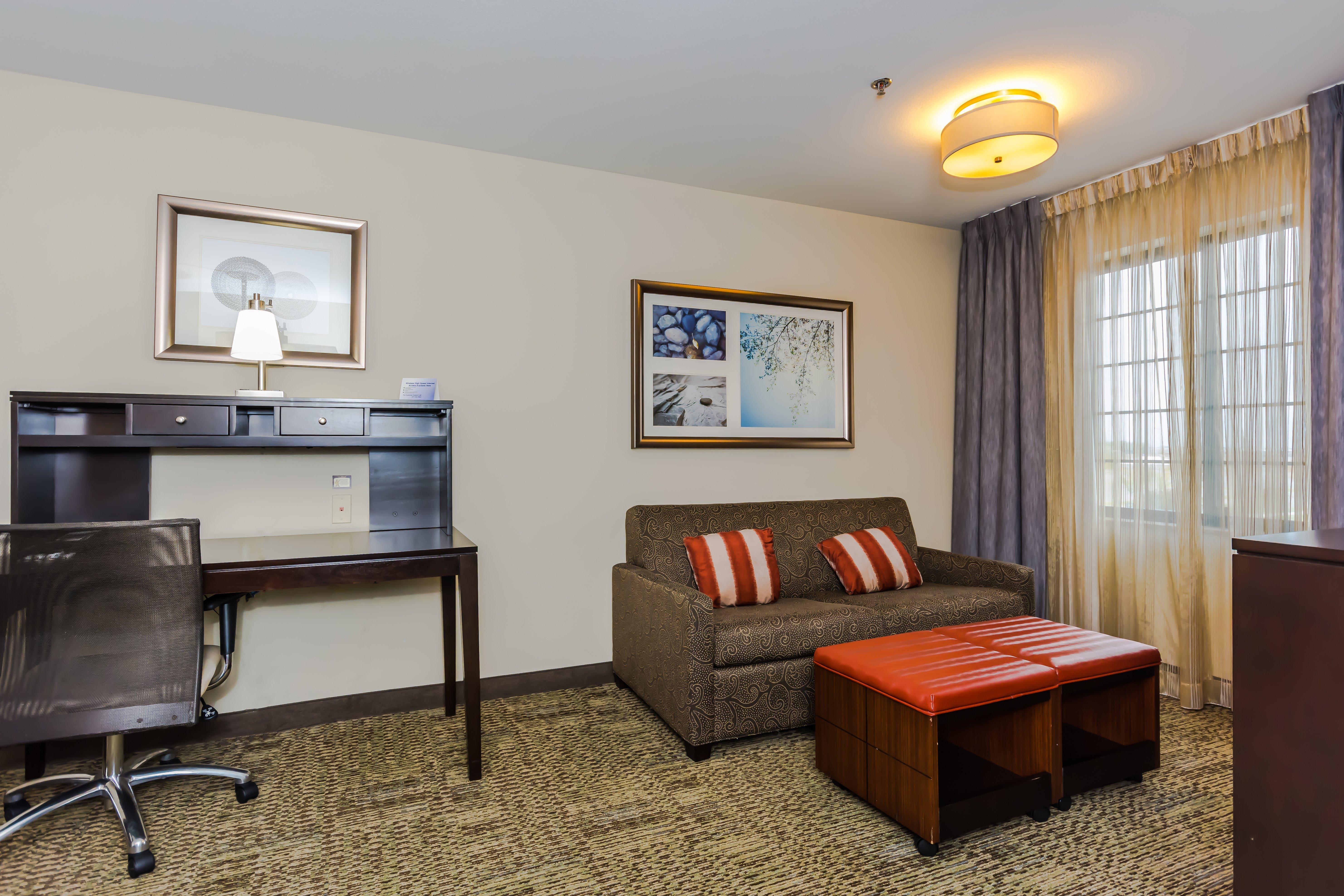Staybridge Suites Grand Forks, An Ihg Hotel Buitenkant foto